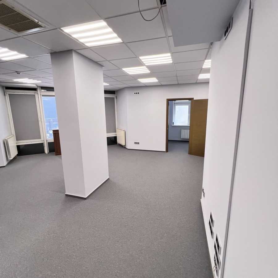 Аренда помещения свободного назначения 400 м², Маршала Тимошенко ул., 21