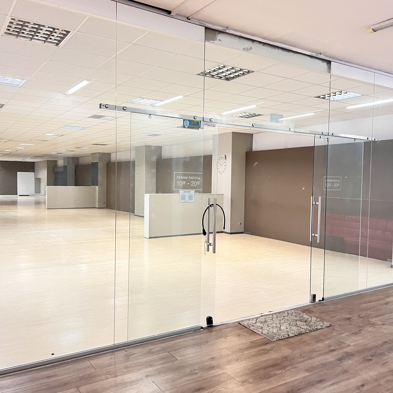 Аренда помещения свободного назначения 768 м², Степана Бандеры просп., 8