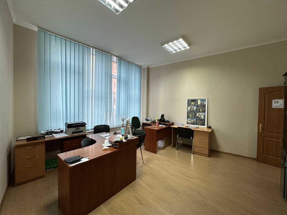 Продажа офиса 212 м², Эрнста ул., 16В