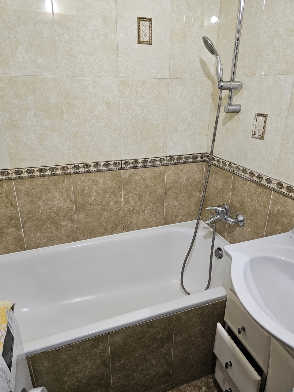 Продажа 3-комнатной квартиры 66 м², Николая Михновского ул., 21