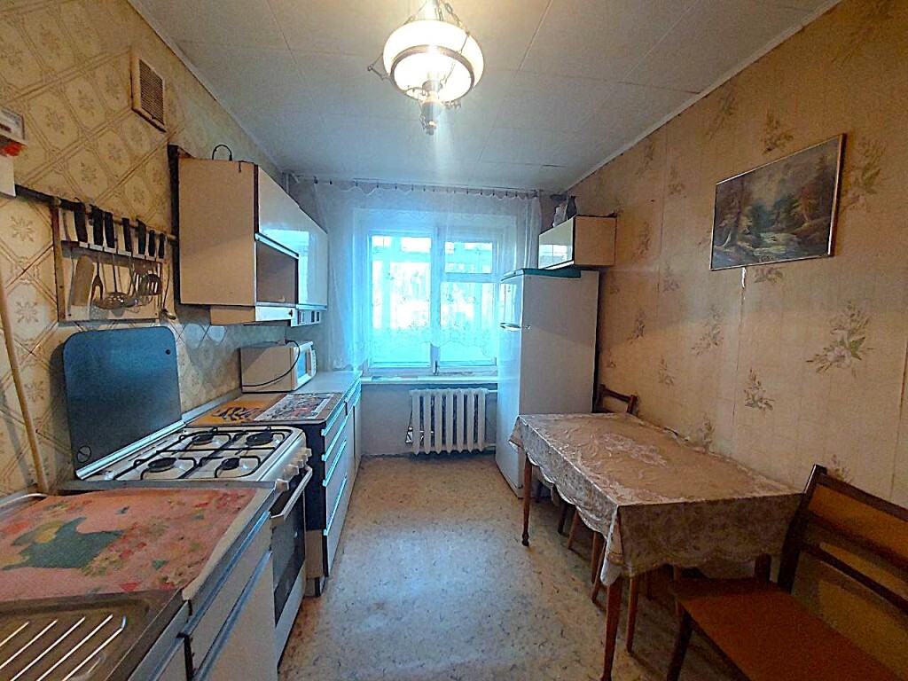 Оренда 3-кімнатної квартири 77 м², Сегедская вул., 1