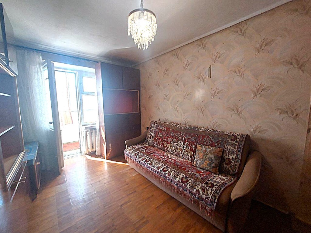 Оренда 3-кімнатної квартири 77 м², Сегедская вул., 1