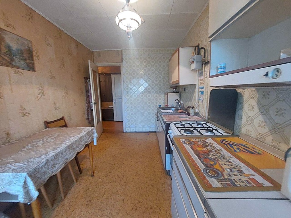 Оренда 3-кімнатної квартири 77 м², Сегедская вул., 1