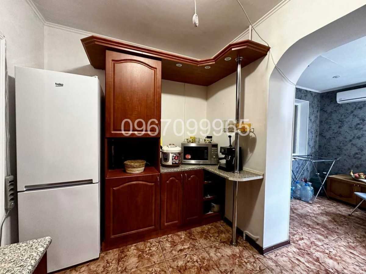 Продаж 3-кімнатної квартири 84 м², Ревуцького вул., 36/2