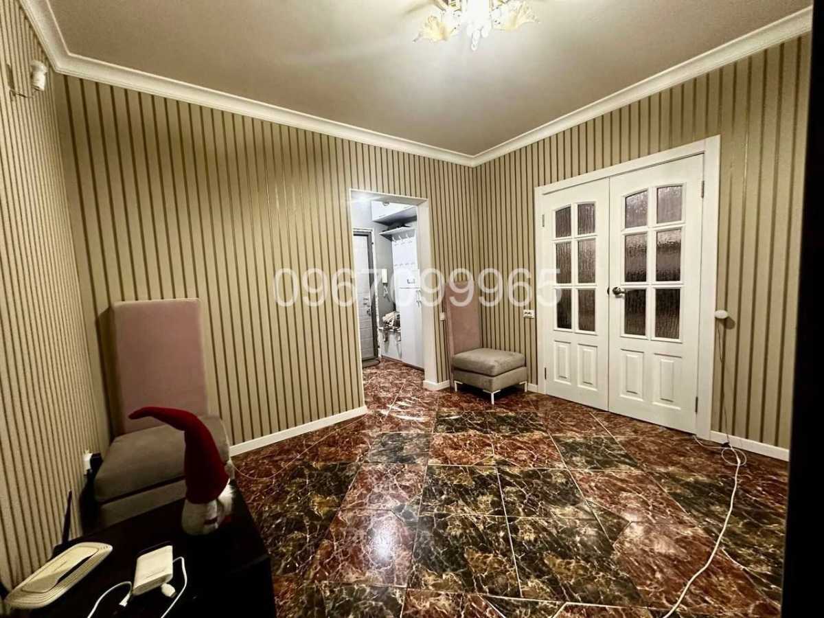 Продаж 3-кімнатної квартири 84 м², Ревуцького вул., 36/2