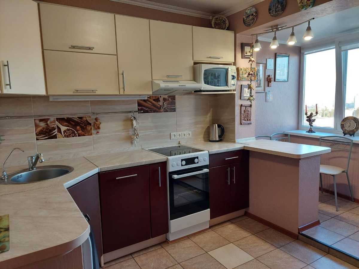 Оренда 1-кімнатної квартири 35 м², Свободи просп., 30