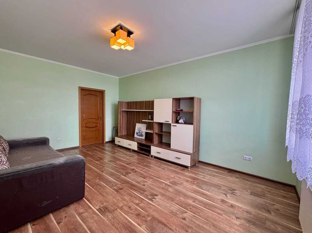 Продажа 1-комнатной квартиры 53 м², Олевская ул., 5