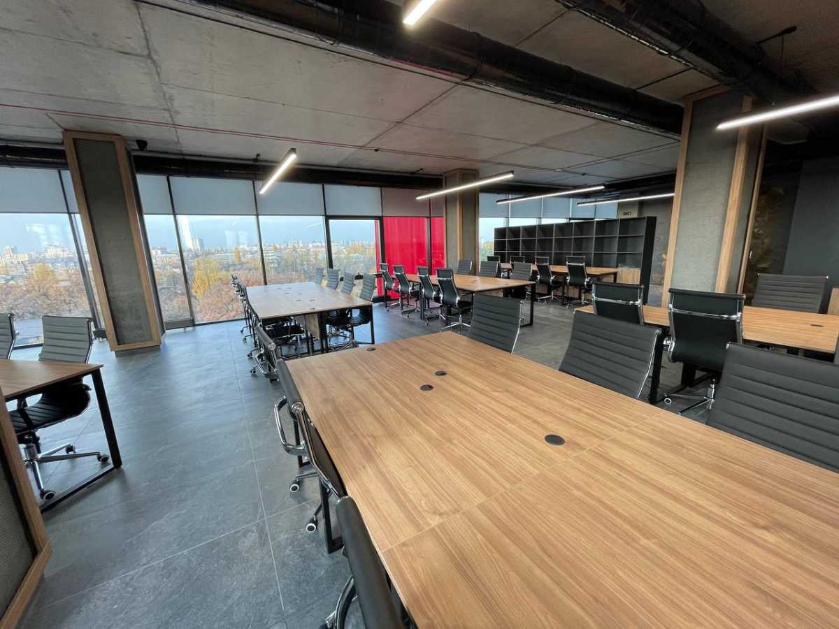 Аренда офиса 293 м², Берестейский, 67
