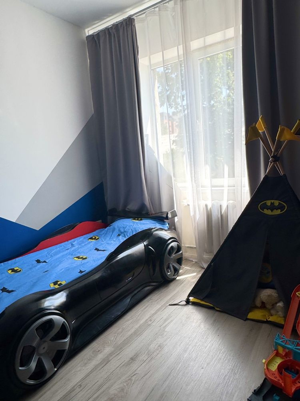 Продажа 3-комнатной квартиры 68 м², Новоселовская ул.