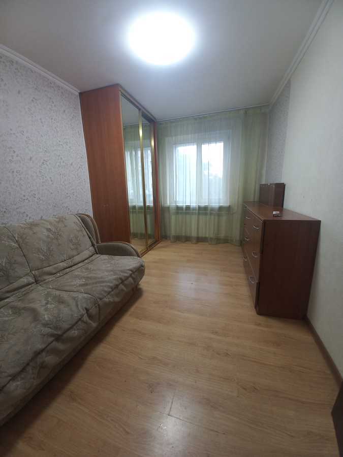 Продажа 3-комнатной квартиры 67.1 м², Грушевского ул., 13