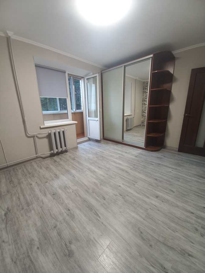 Продажа 3-комнатной квартиры 67.1 м², Грушевского ул., 13