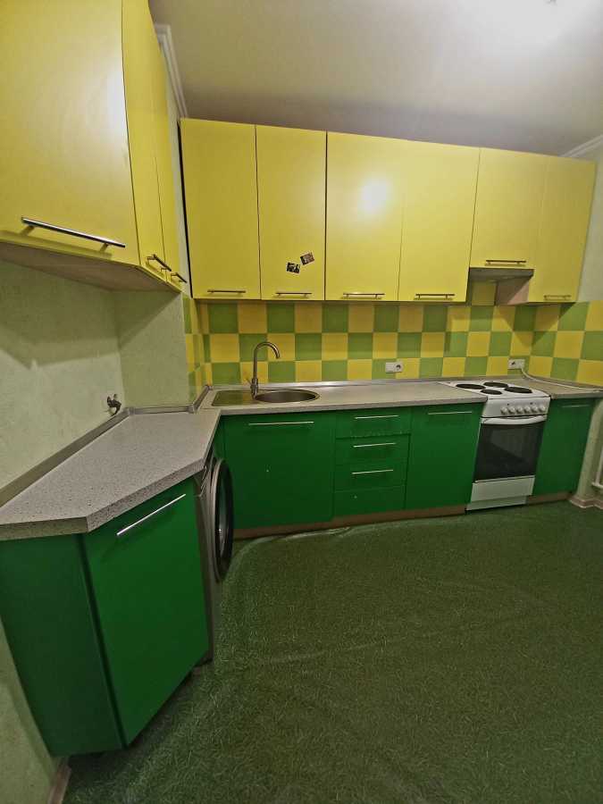 Продажа 3-комнатной квартиры 67.1 м², Грушевского ул., 13