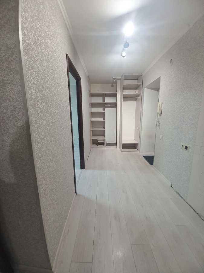 Продажа 3-комнатной квартиры 67.1 м², Грушевского ул., 13