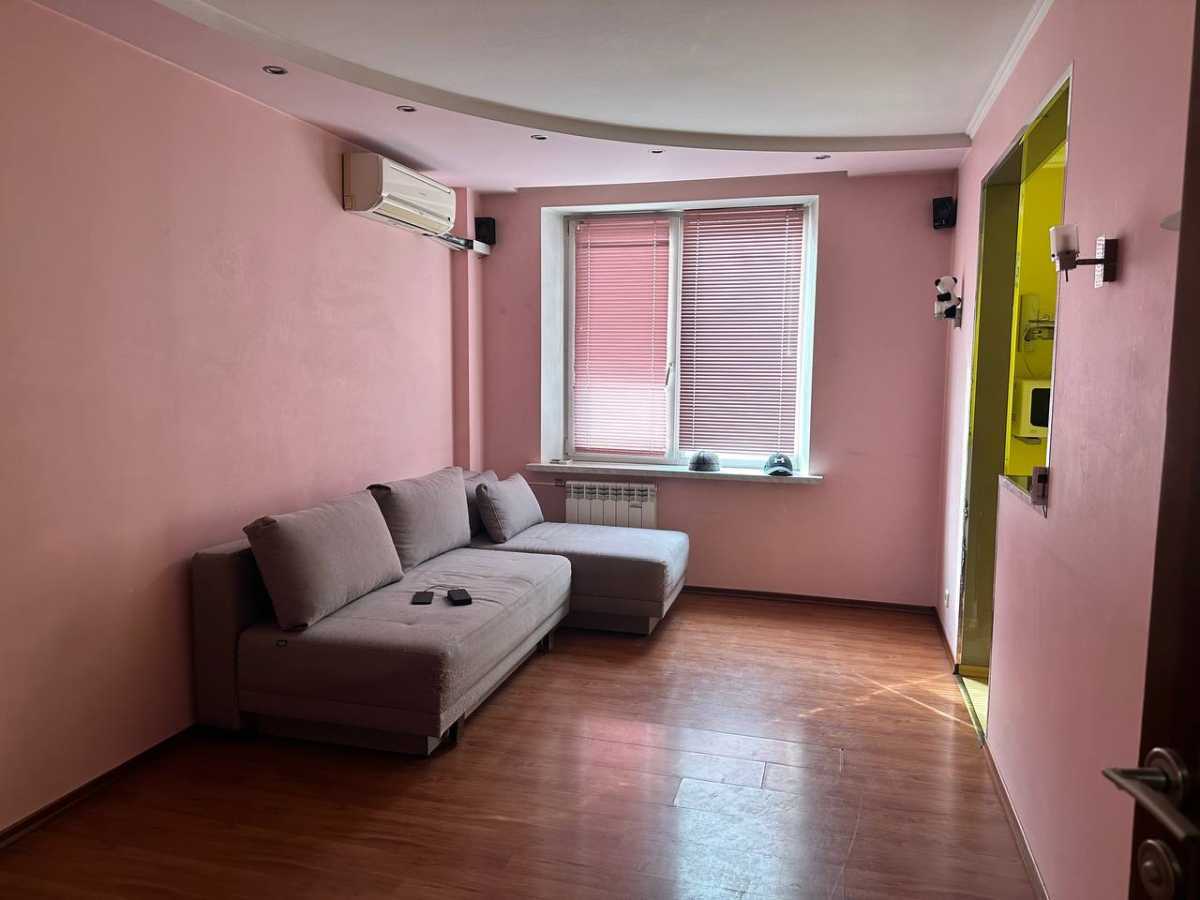 Продажа 3-комнатной квартиры 67.8 м², Маршала Рокоссовского просп., Рокоссовського, 6