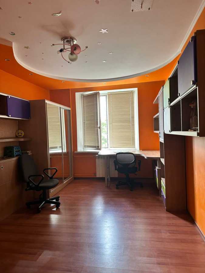 Продажа 3-комнатной квартиры 67.8 м², Маршала Рокоссовского просп., Рокоссовського, 6