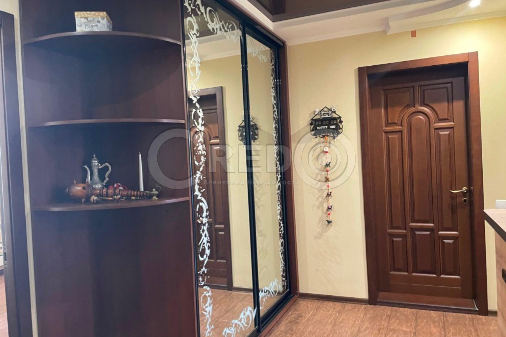 Продажа 3-комнатной квартиры 76.2 м², Виталия Матусевича ул.