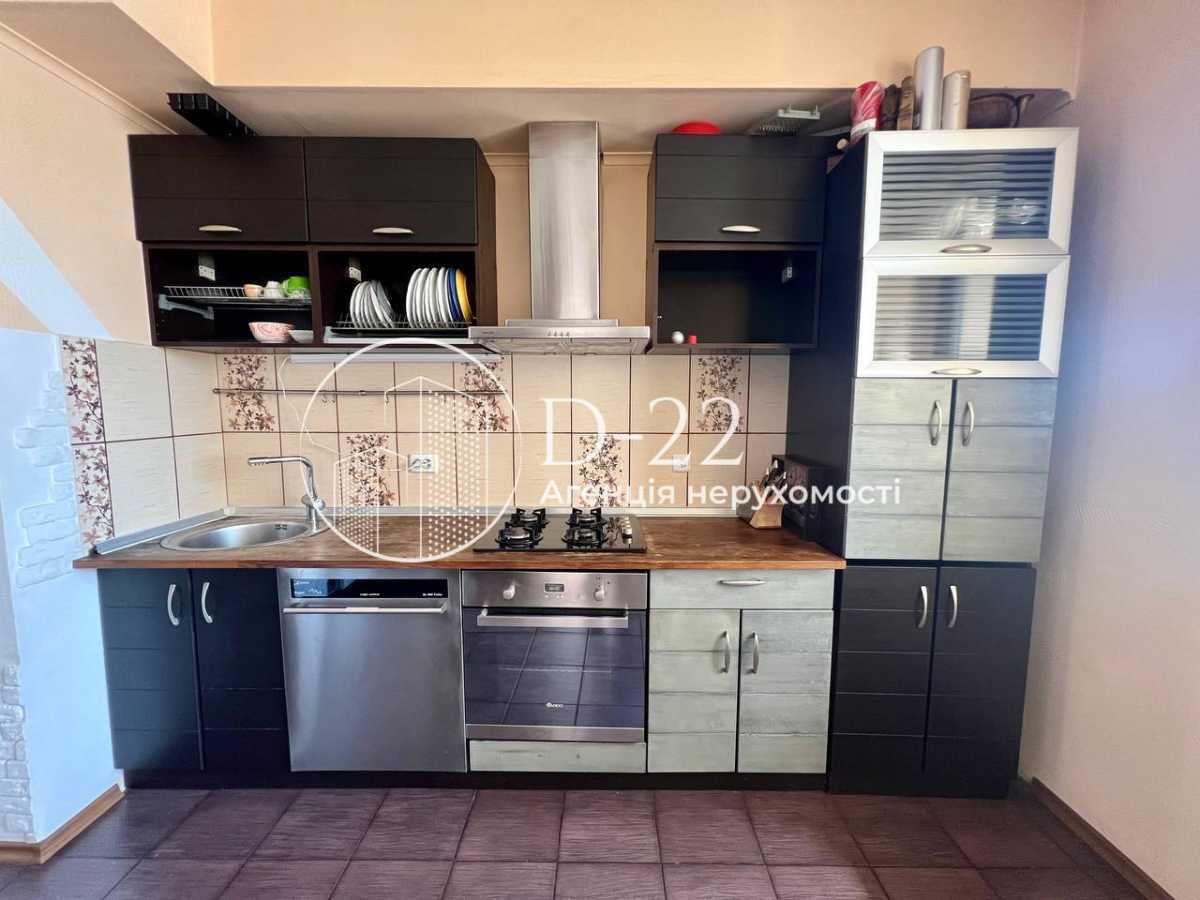 Продажа 3-комнатной квартиры 108 м², Симоненко ул., 4