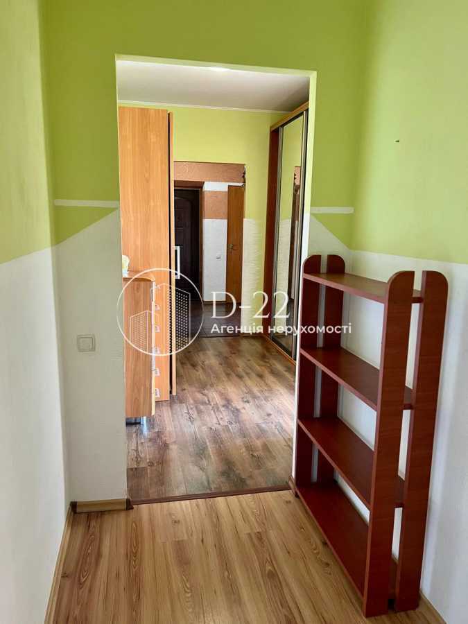 Продажа 3-комнатной квартиры 108 м², Симоненко ул., 4