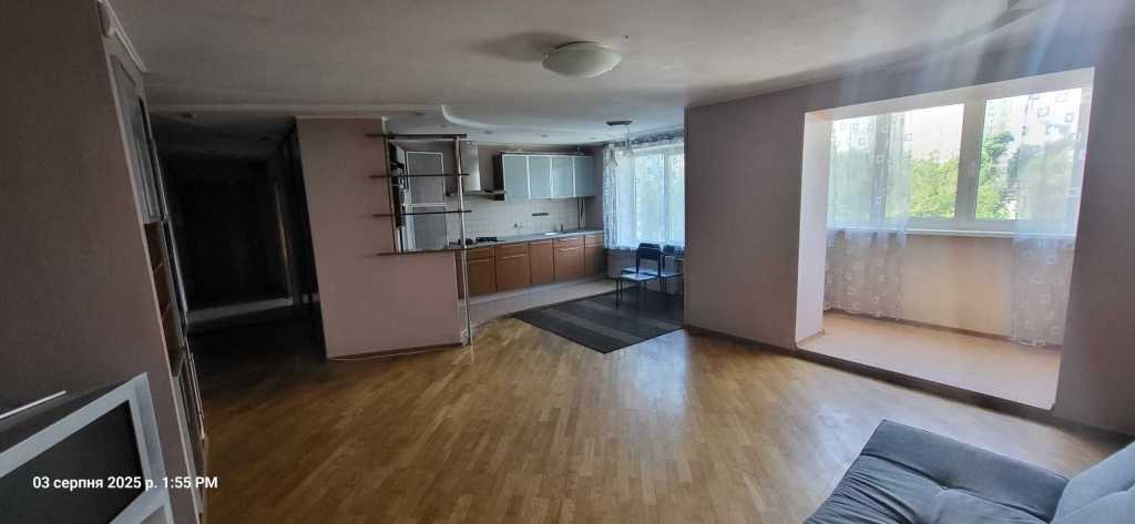 Продажа 3-комнатной квартиры 87.6 м², Симона Петлюры ул., 23