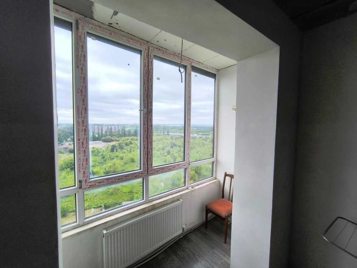 Продажа 2-комнатной квартиры 56.6 м², Паркова, 8