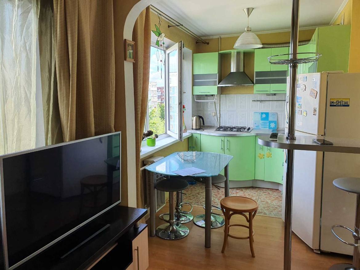 Оренда 3-кімнатної квартири 60 м², Андрія Малишко вул., 9