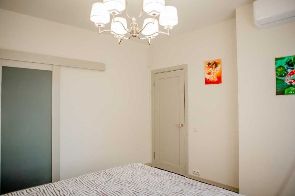 Продажа 3-комнатной квартиры 83 м², Полтавская ул., 10