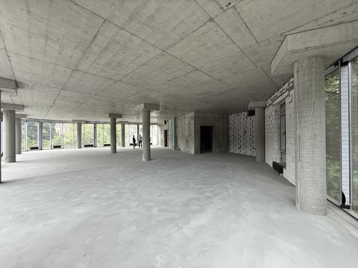 Аренда помещения свободного назначения 1000 м², Ивана Федорова ул.