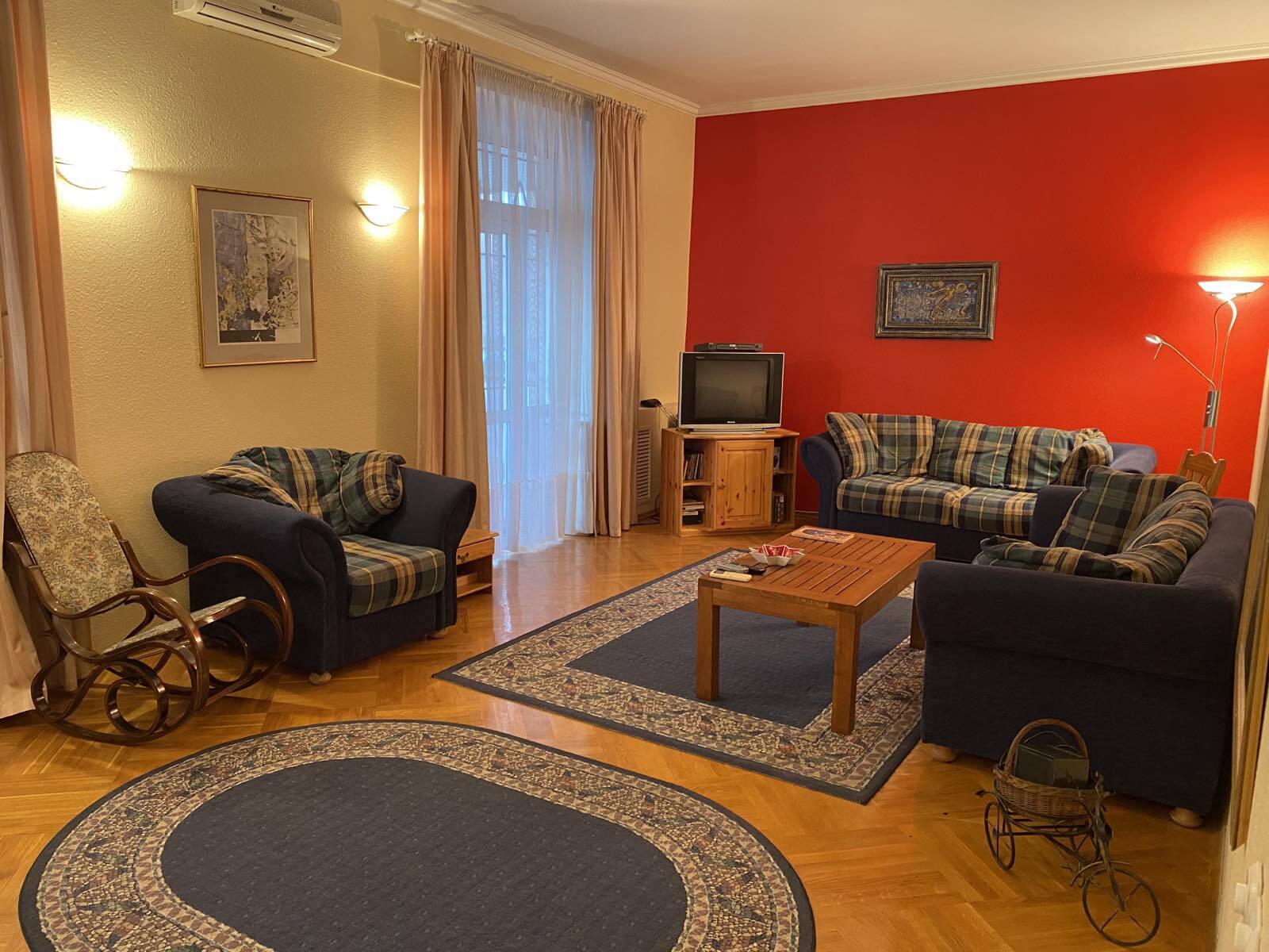 Аренда 3-комнатной квартиры 100 м², Братская ул.