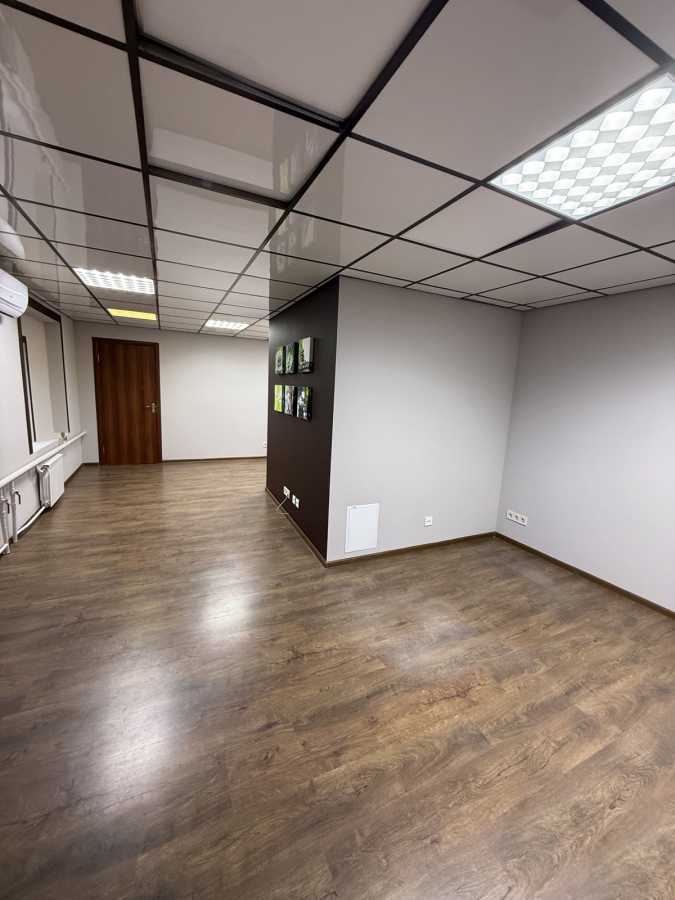 Аренда офиса 42 м², Берестейский, 93