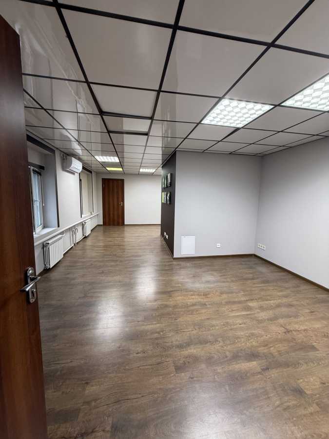Аренда офиса 42 м², Берестейский, 93