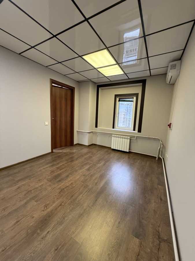 Аренда офиса 42 м², Берестейский, 93