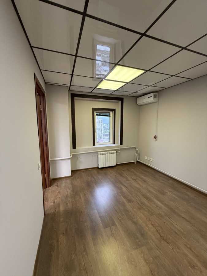 Аренда офиса 42 м², Берестейский, 93