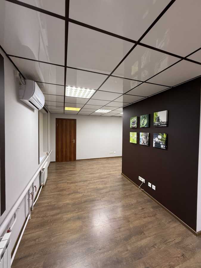 Аренда офиса 42 м², Берестейский, 93