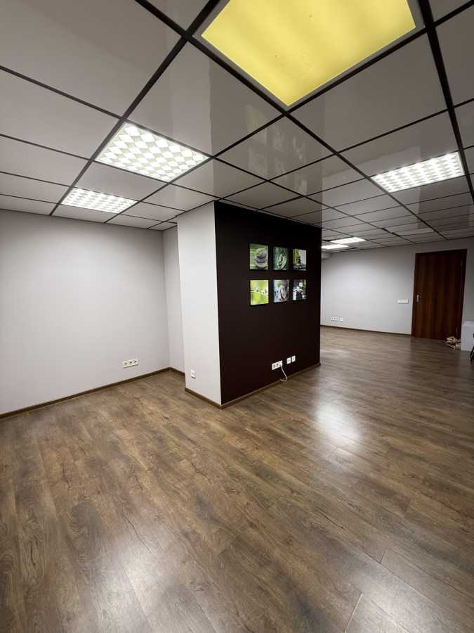 Аренда офиса 42 м², Берестейский, 93
