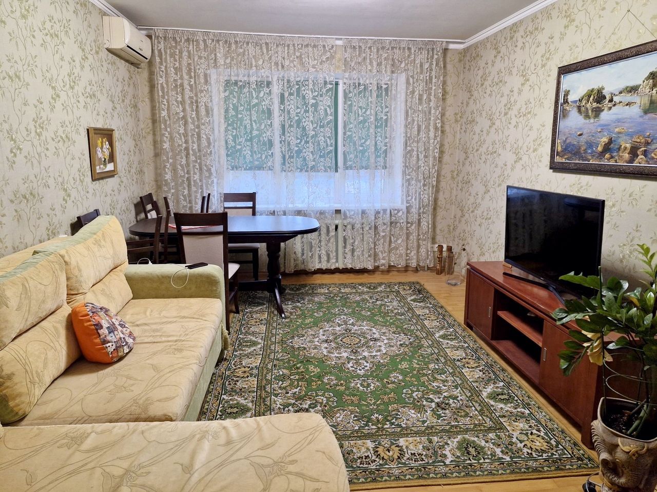 Продажа 3-комнатной квартиры 67 м², Осенняя ул., 9а