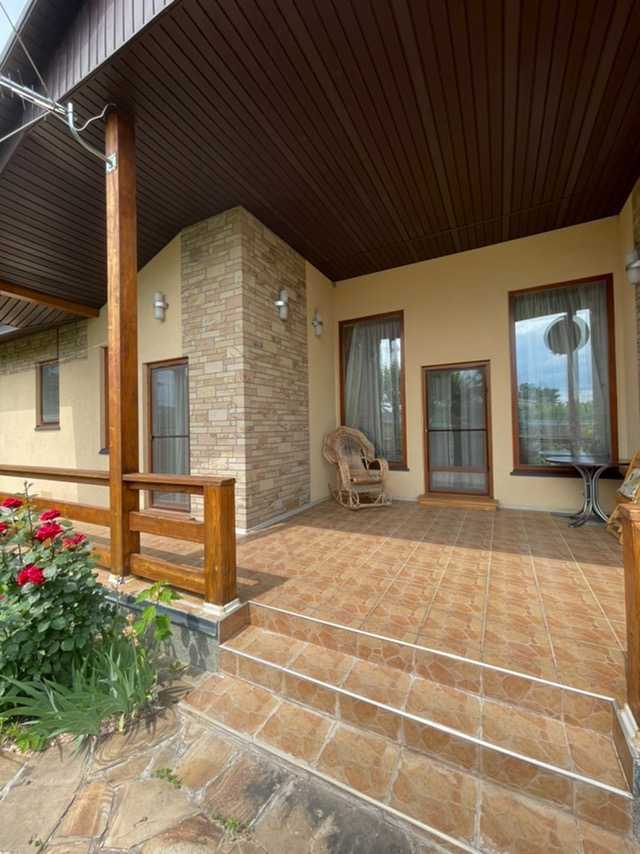 Оренда будинку 230 м², Вегівська