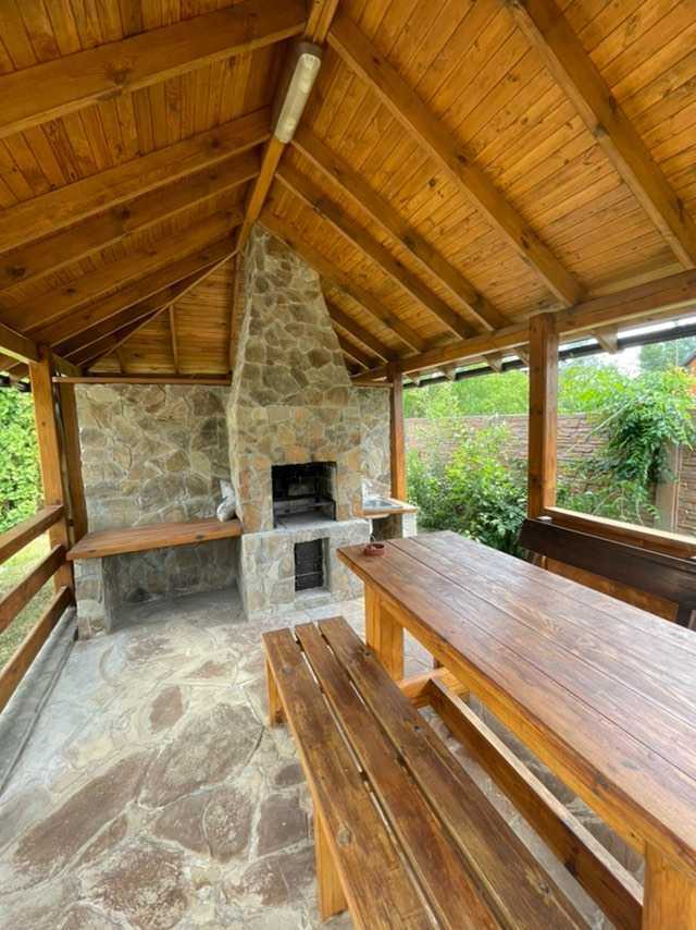 Оренда будинку 230 м², Вегівська