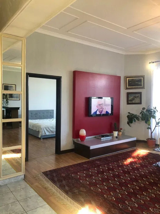 Оренда котеджу 355 м², Науки просп.