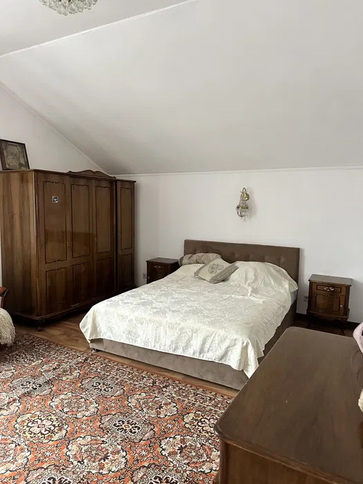 Оренда котеджу 355 м², Науки просп.