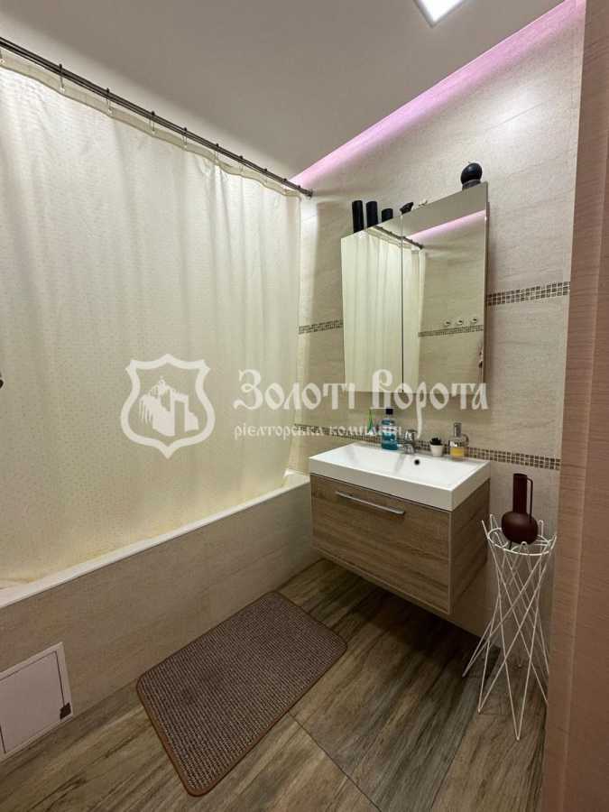 Продажа 3-комнатной квартиры 81 м², Александра Кошица ул., 10/21