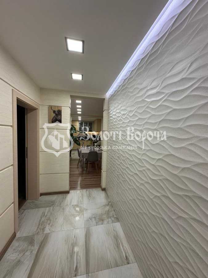 Продажа 3-комнатной квартиры 81 м², Александра Кошица ул., 10/21