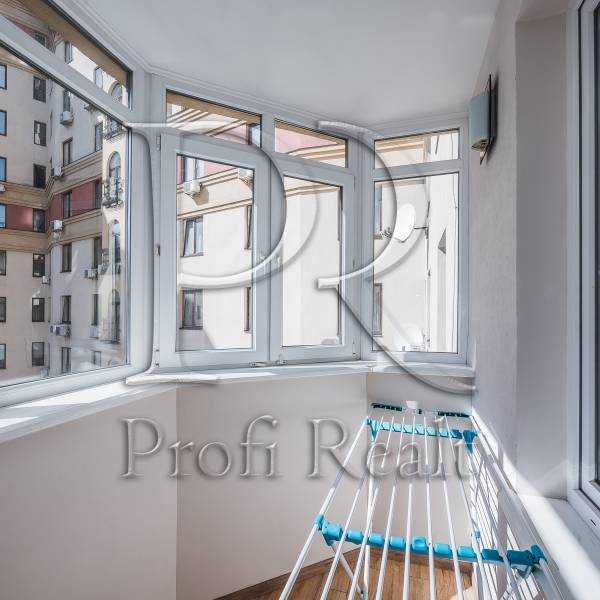 Продажа 3-комнатной квартиры 111 м², Дмитриевская ул., 75