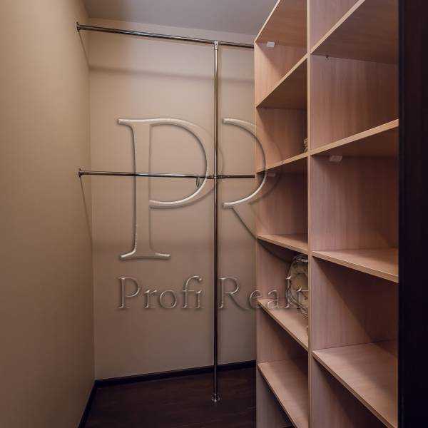 Продажа 3-комнатной квартиры 111 м², Дмитриевская ул., 75
