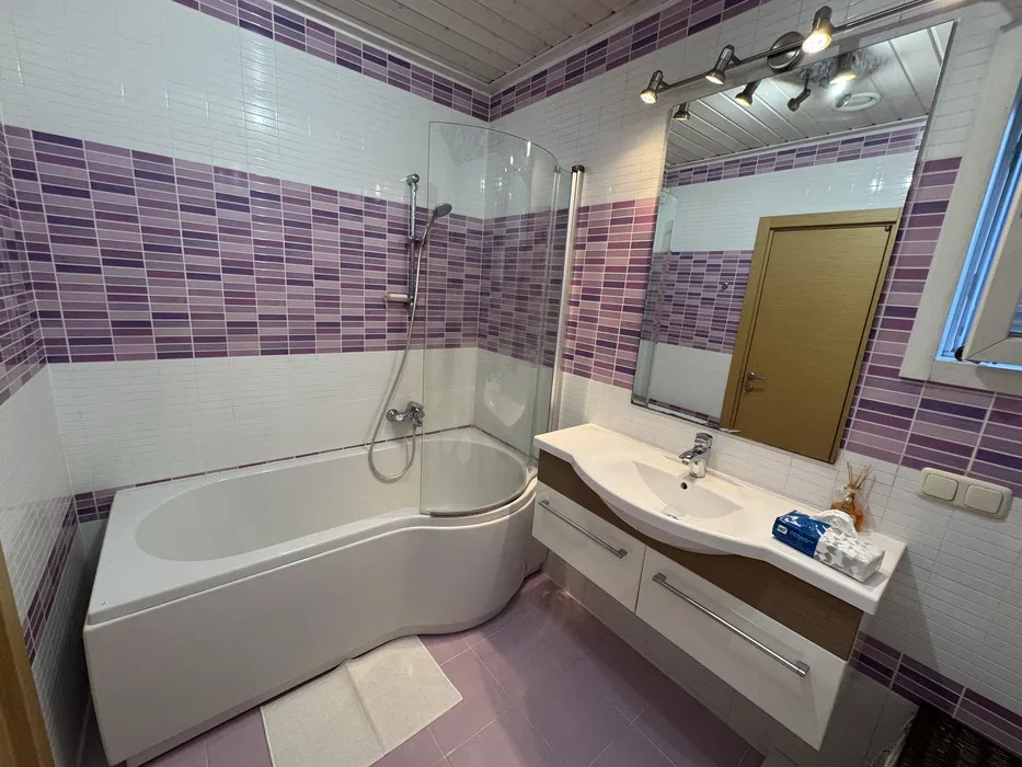 Оренда будинку 355 м², Алімпія Галіка (Малоземельна) вул.