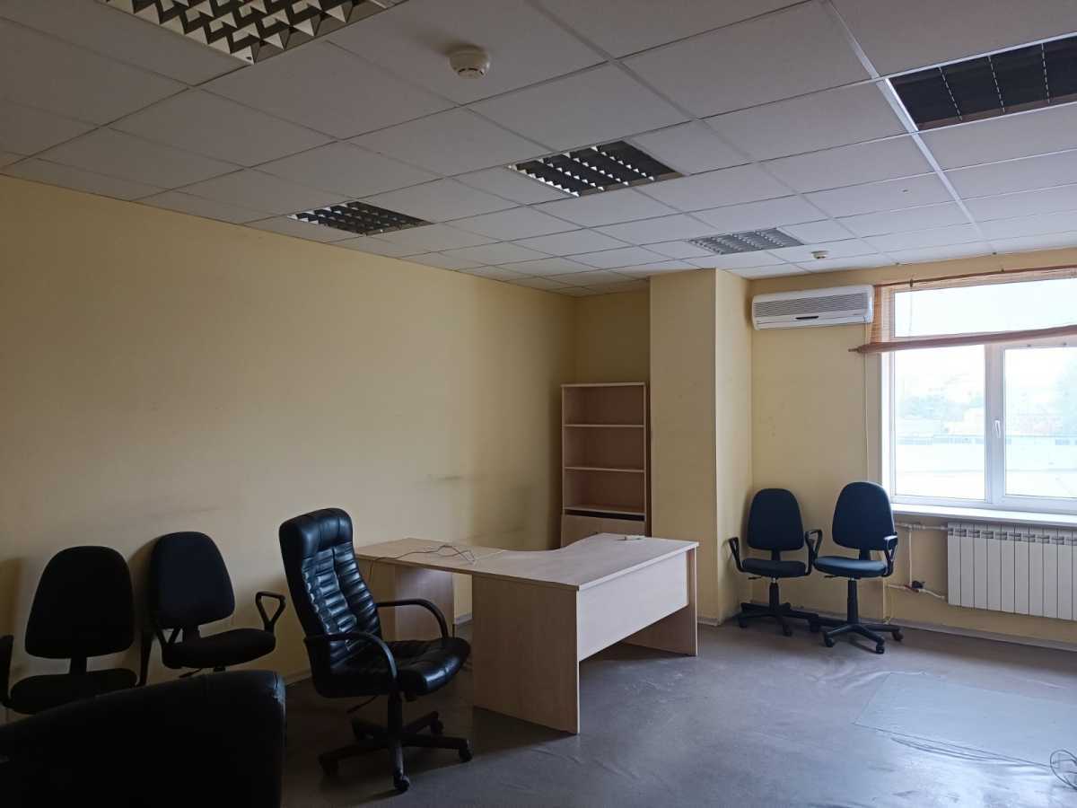 Оренда офісу 74 м², Радіщева вул.