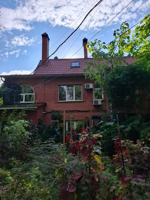 Оренда будинку 400 м², Святошинська вул.