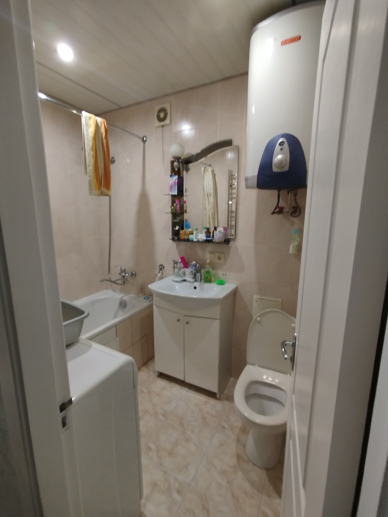 Продажа 3-комнатной квартиры 70 м², Фабрично-заводская ул., 20