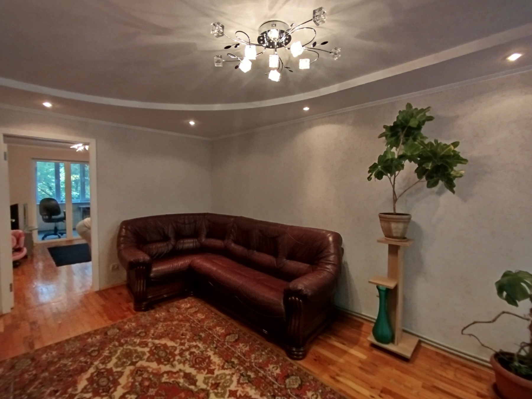 Продажа 3-комнатной квартиры 70 м², Фабрично-заводская ул., 20