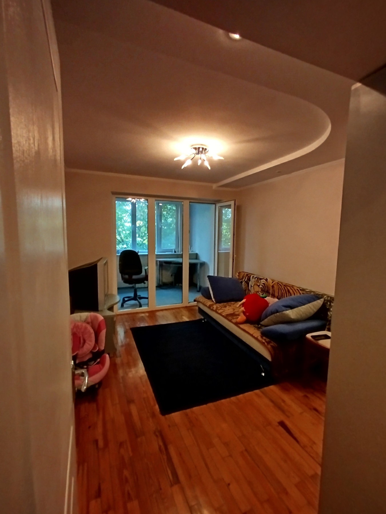 Продажа 3-комнатной квартиры 70 м², Фабрично-заводская ул., 20