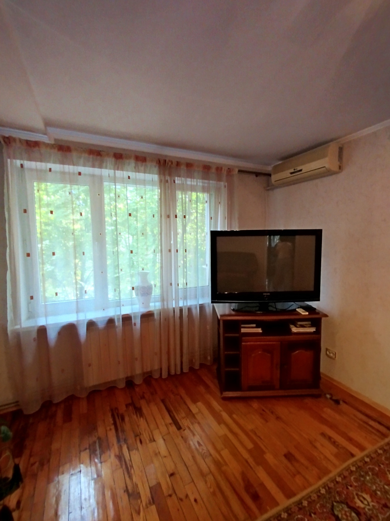 Продажа 3-комнатной квартиры 70 м², Фабрично-заводская ул., 20